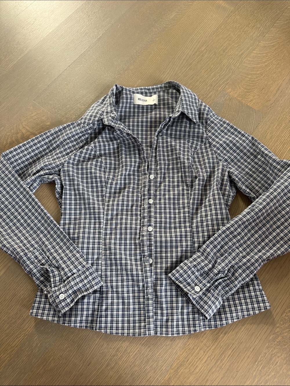 Women’s Hollister gingham button up